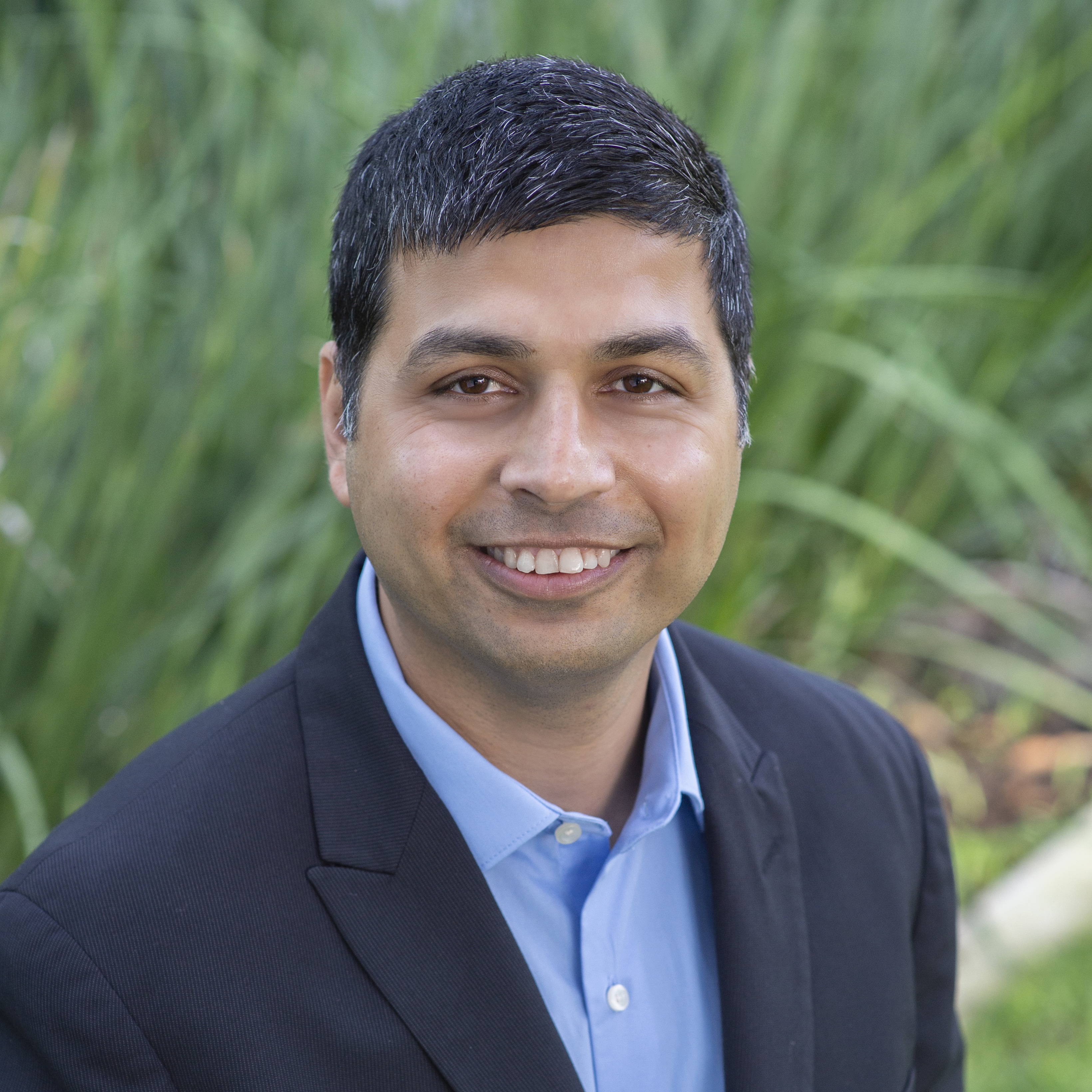 Vinod Metha, Operations Manager
